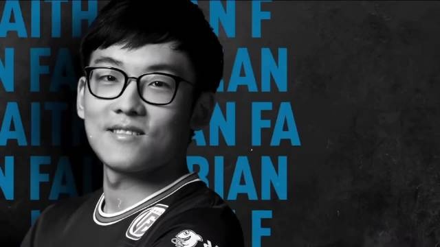 边路传中与 边路传中与