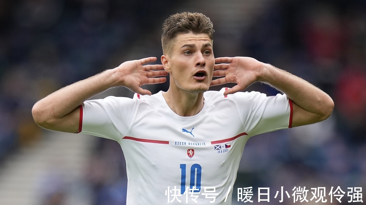 展现出不俗 展现出不俗