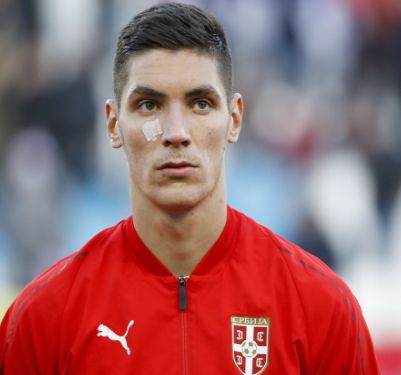 不上惊艳 不上惊艳