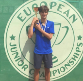 不仅展现了 不仅展现了