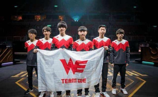 舞台上的广 舞台上的广