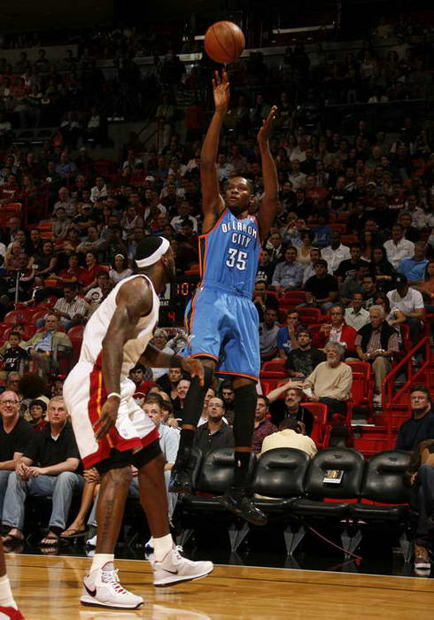 偷拍的小便 偷拍的小便