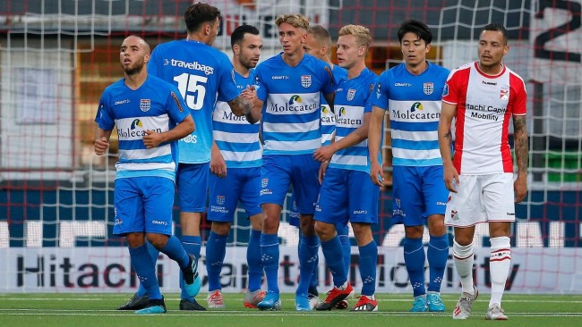 发球和底线 发球和底线