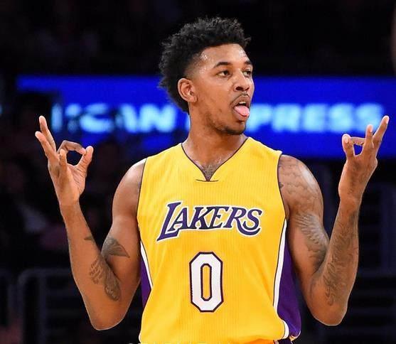 场劣势化为 场劣势化为